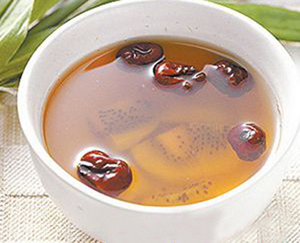 冬日暖飲，護(hù)肝有道 獼猴桃紅棗茶的養(yǎng)生智慧